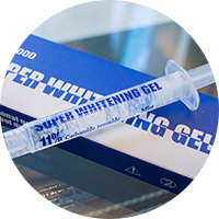 ホワイトニングは高い!!